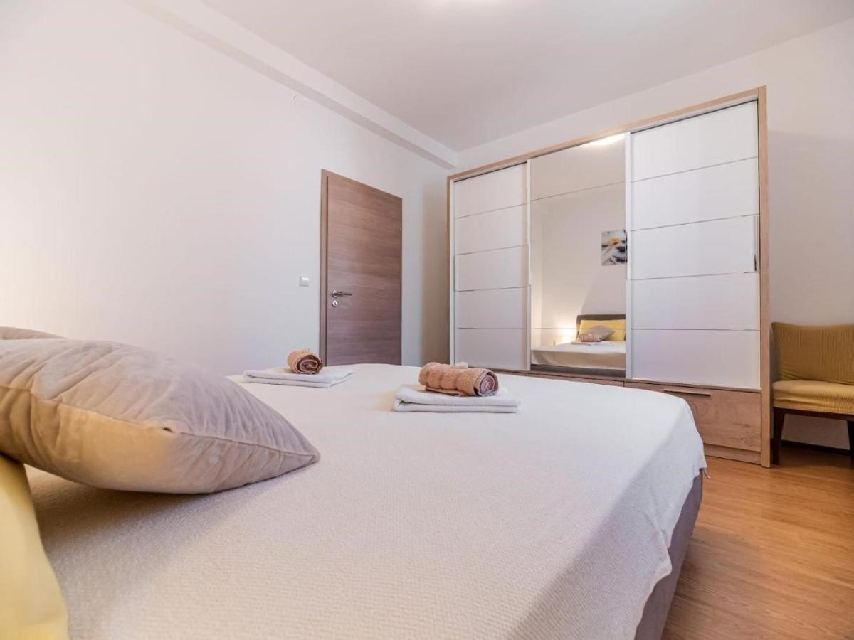 Stella Apartment Медулин Екстериор снимка