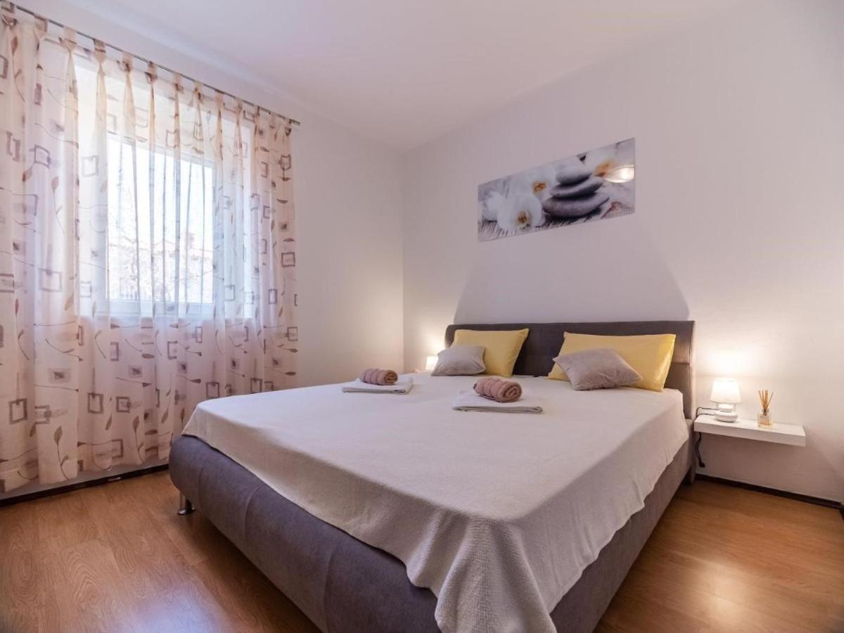 Stella Apartment Медулин Екстериор снимка